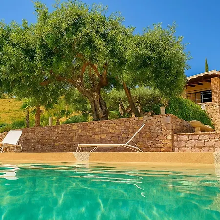 Willa Belle Vue Sarmuci