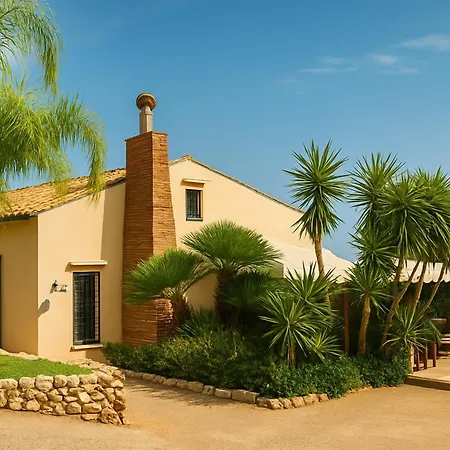 Belle Vue Sarmuci Willa *