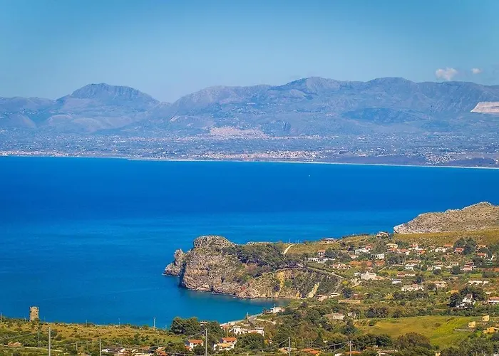 Willa Belle Vue Sarmuci *