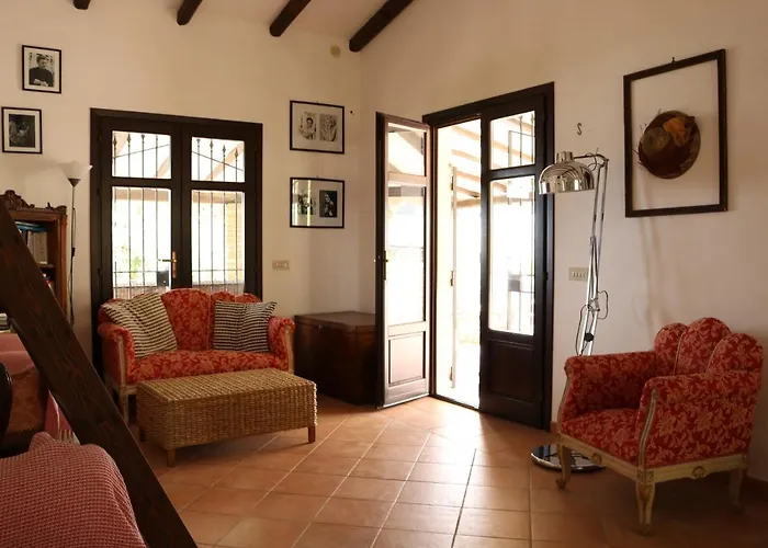 Willa Belle Vue Sarmuci