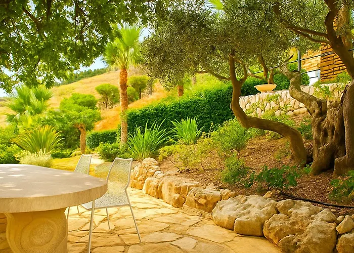 Belle Vue Sarmuci Willa